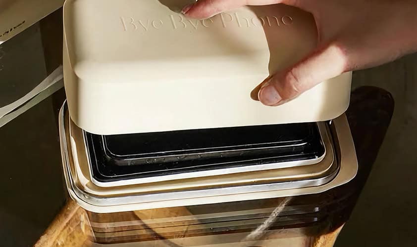 Digital Detox Kit - Vital Shores, Berry Islands, Bahamas Boutique Resorts Digital Detox Kit